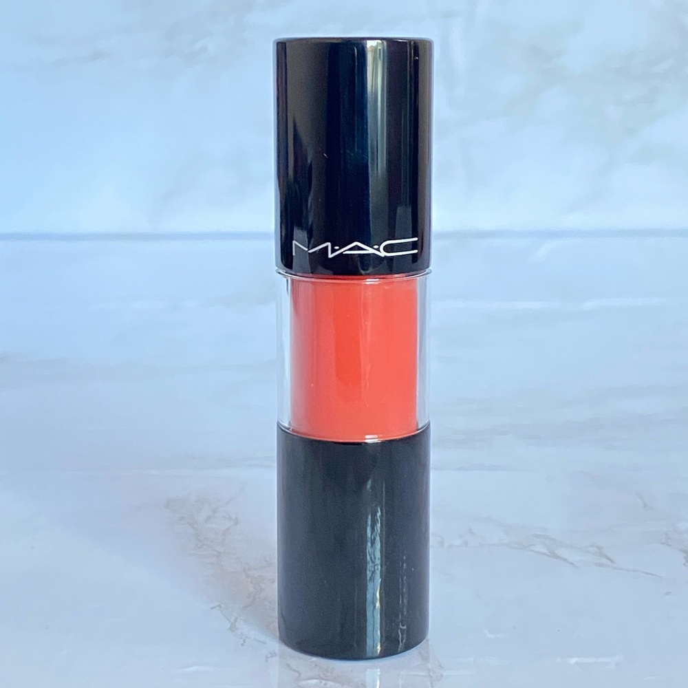 MAC Versicolour Varnish Cream Lip Stain - Picture 1 of 5